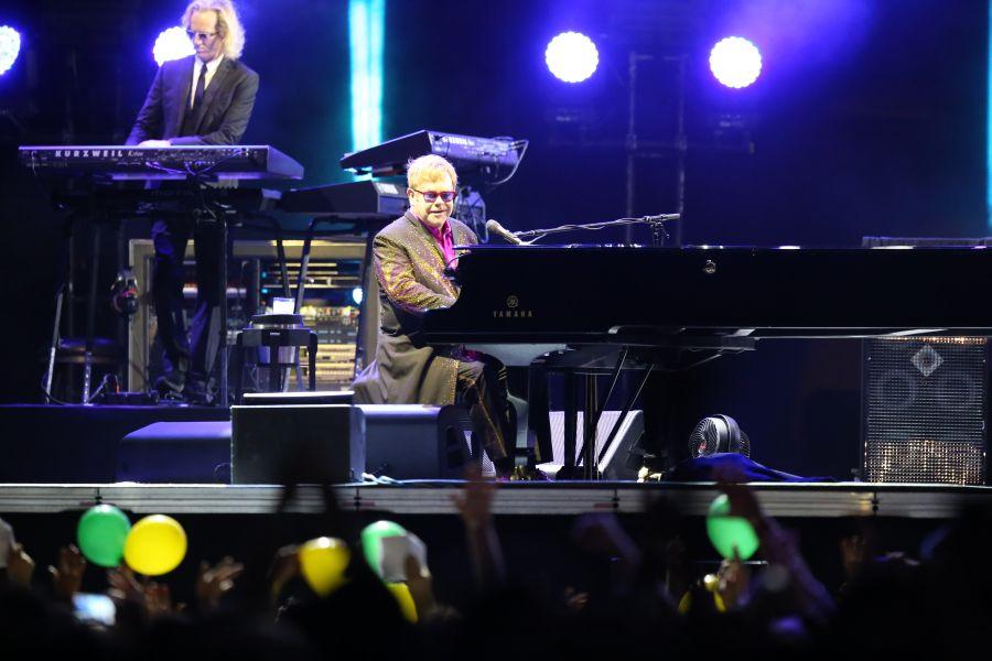 Veja Fotos Dos Primeiros Momentos Do Show De Elton John Em Fortaleza Galeria O Povo Online