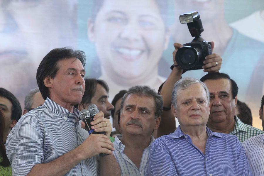 Neste domingo, durante a conveno estadual do PMDB, o senador Euncio Oliveira foi oficializado como candidato ao governo do Estado (Foto: Edimar Soares/O POVO)