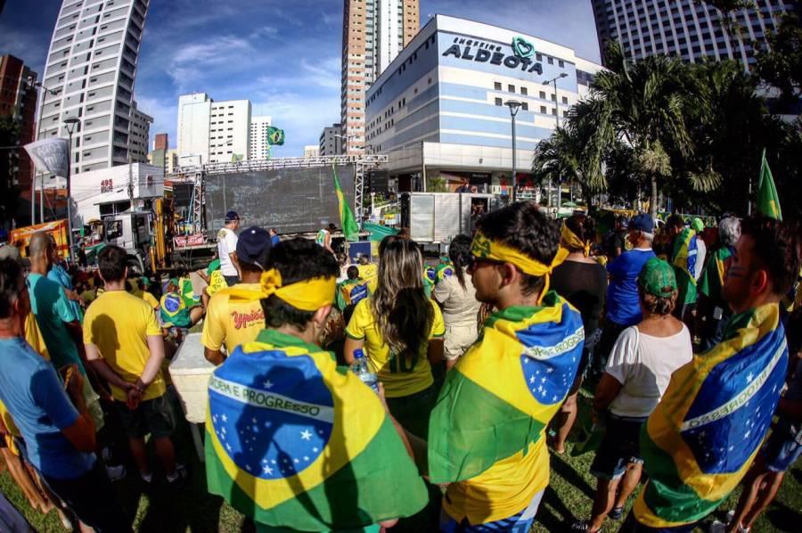 Manifestao a favor do Impeachment da presidente Dilma Rousseff. Fotos: Camila de Almeida