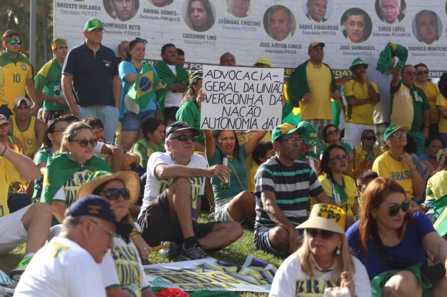 Manifestao a favor do Impeachment da presidente Dilma Rousseff. Fotos: Camila de Almeida