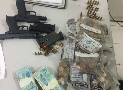 Polcia prende homem e recupera mais de R$ 5 mil