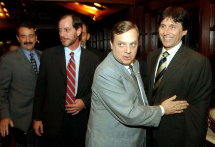 Ciro Gomes acusa Tasso de ter mandado atirar em PMs em 1997